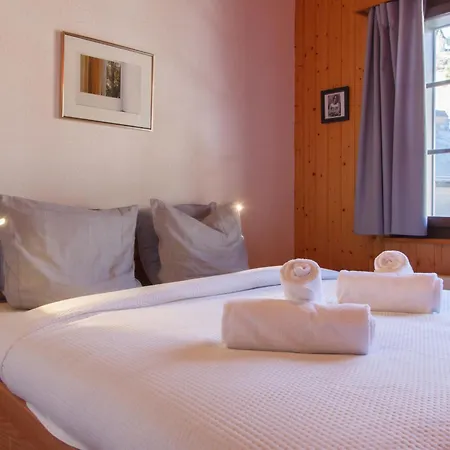 Dahlia By Interhome *