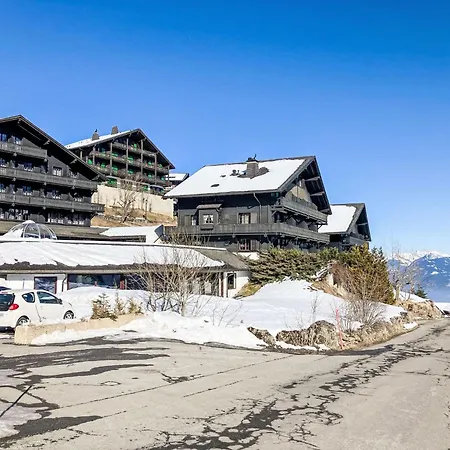 Dahlia By Interhome *