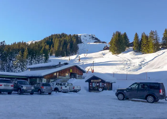 Dahlia By Interhome Шампуссин