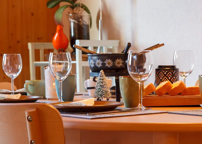 Dahlia By Interhome *